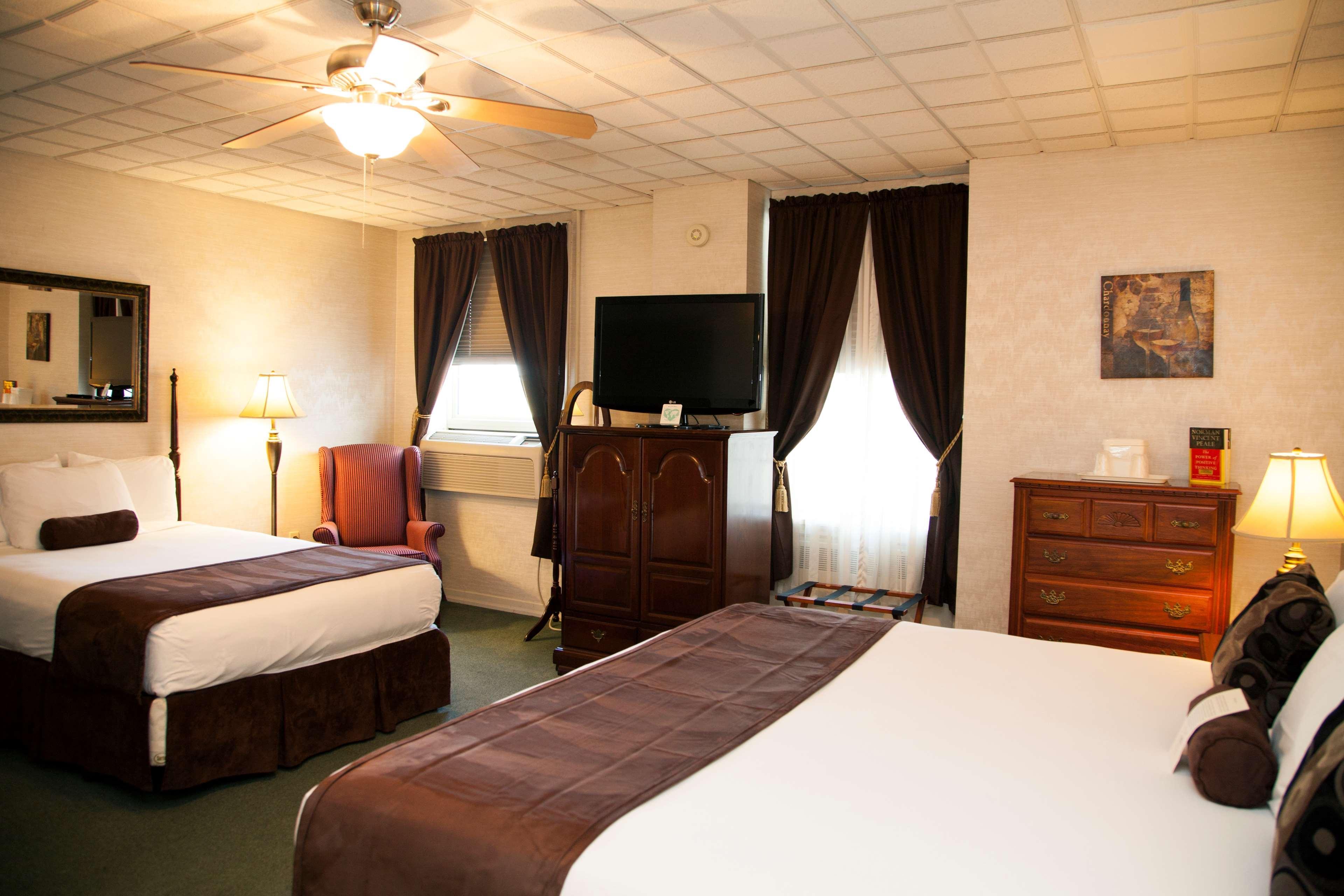 Best Western Plus Sidney Lodge Екстериор снимка