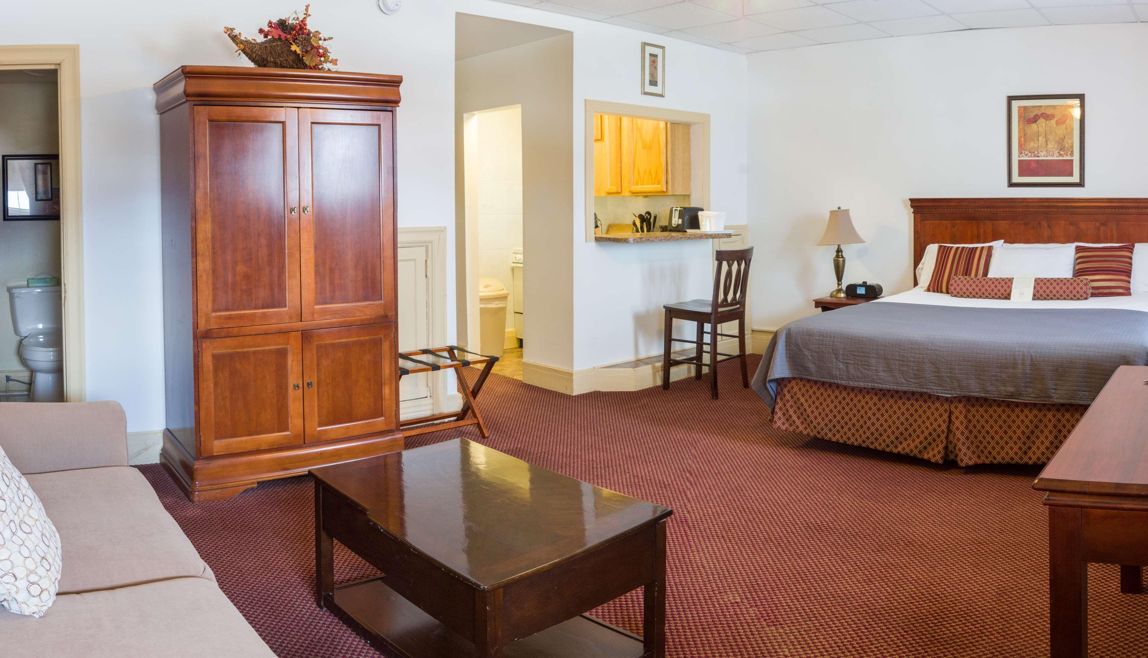 Best Western Plus Sidney Lodge Екстериор снимка