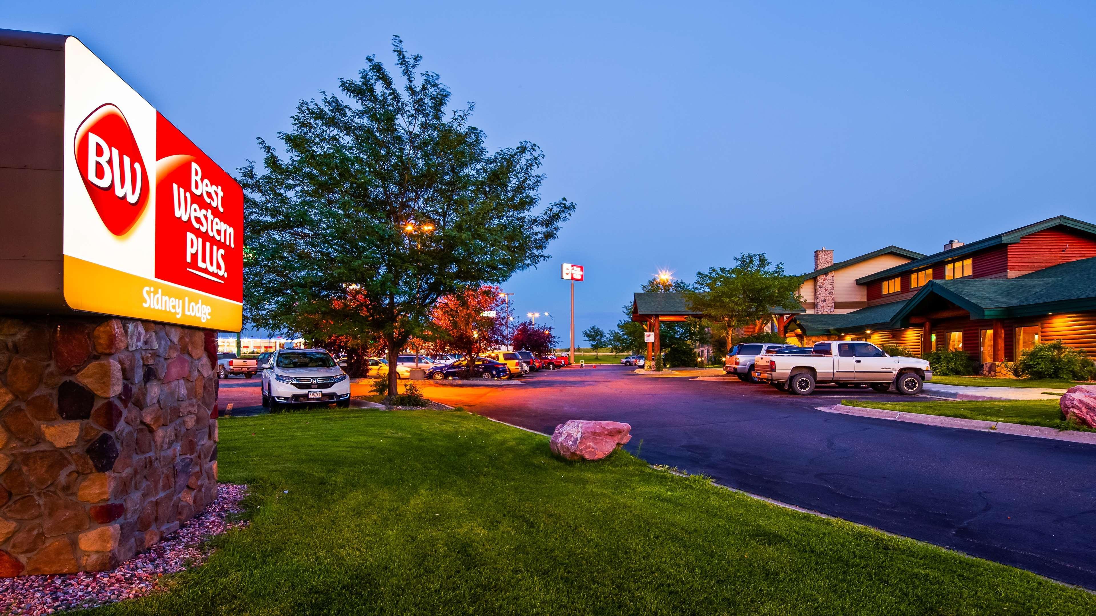 Best Western Plus Sidney Lodge Екстериор снимка