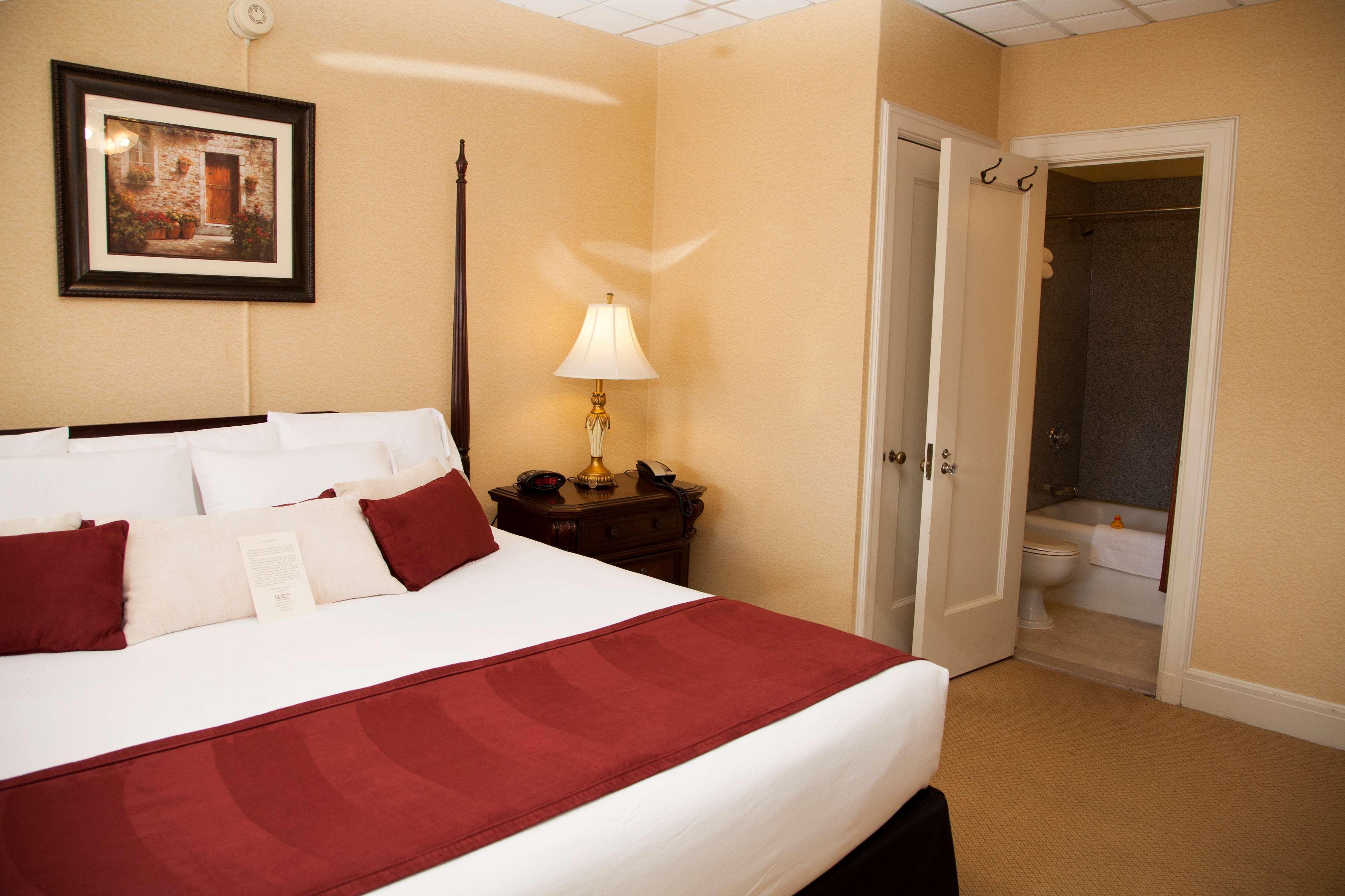 Best Western Plus Sidney Lodge Екстериор снимка