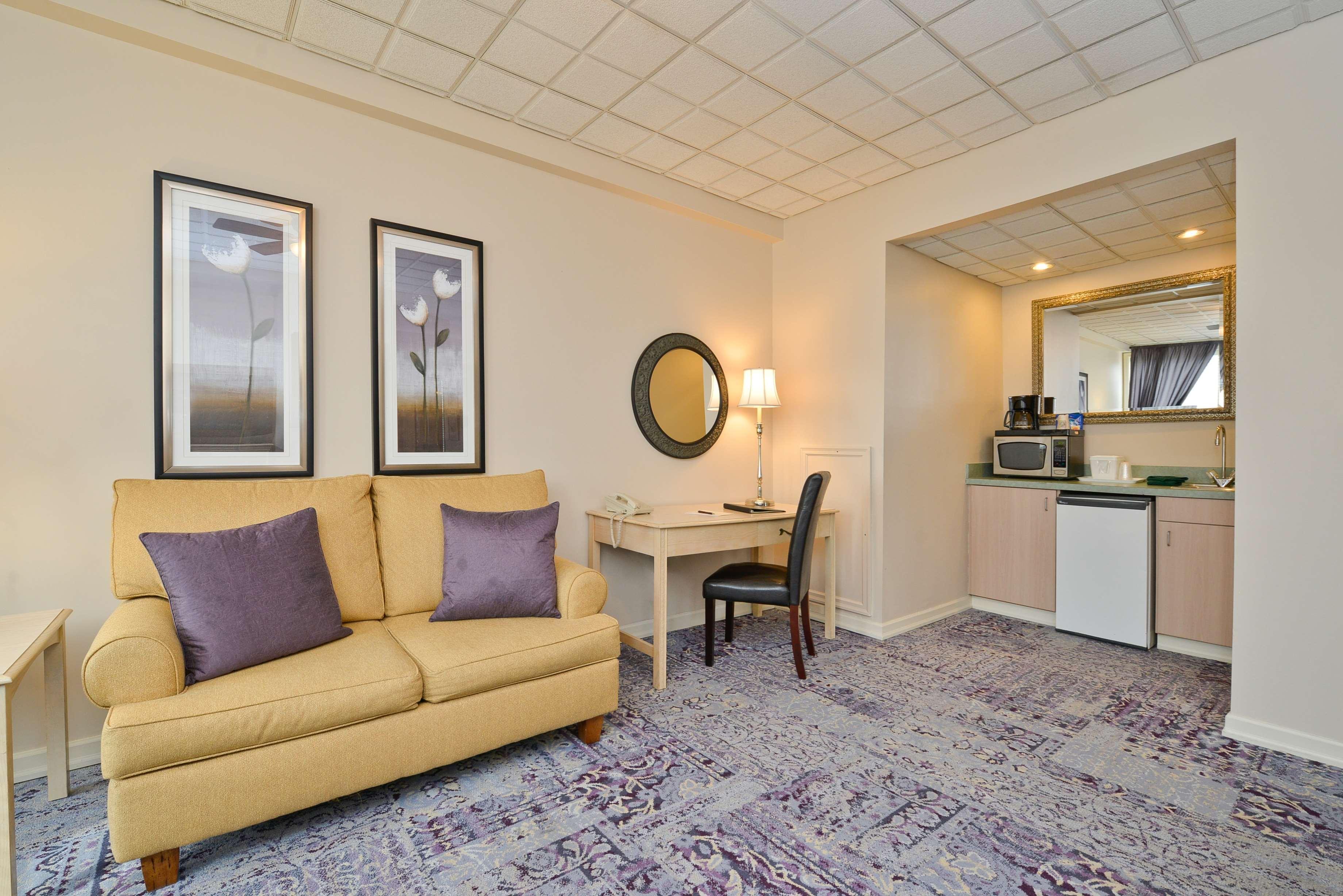Best Western Plus Sidney Lodge Екстериор снимка