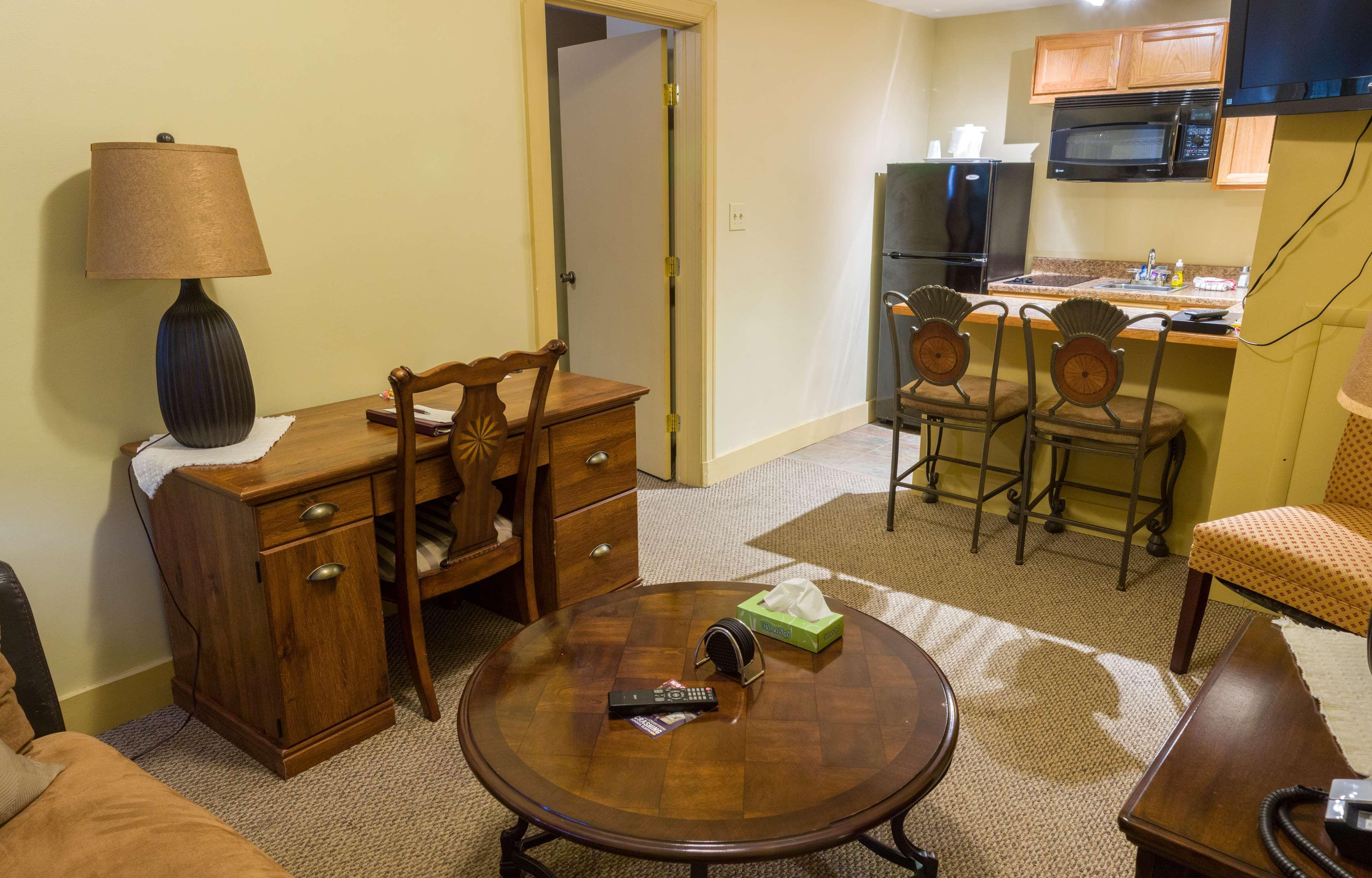 Best Western Plus Sidney Lodge Екстериор снимка